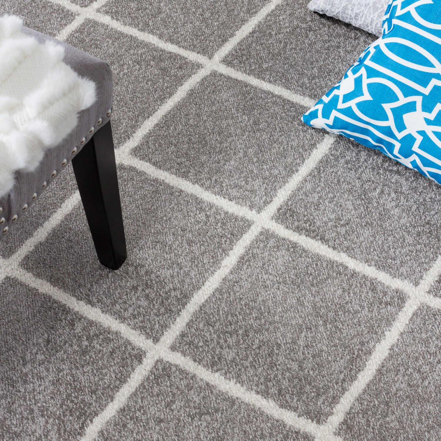 Lav Lat Basics 5x8 Area Rug - The Brick