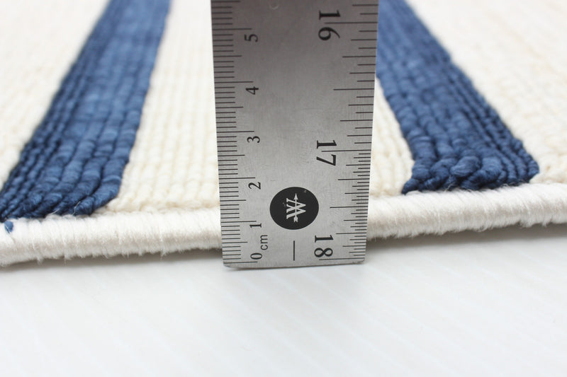 Talya Blue-Ivory 2'8\" x 4'11\" Area Rug