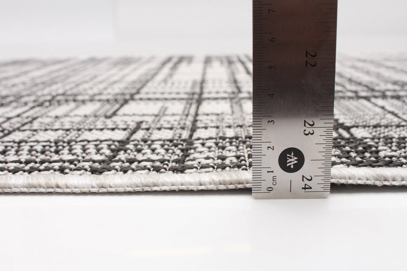 Panthea Grey Area Rug - 2'2\" X 3'11\" 