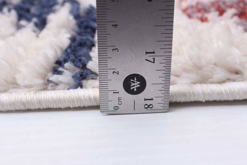 Paloma Quashqai White Area Rug - 6'7\" x 9'6\"