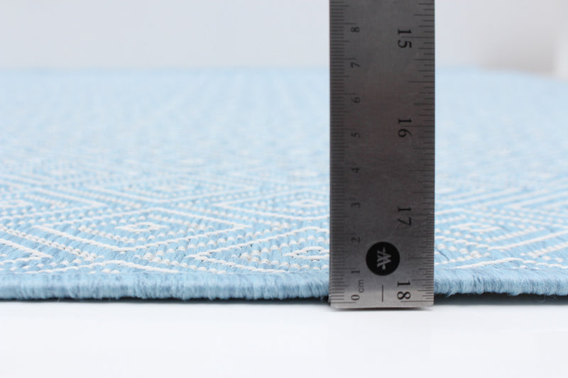 Neisha Diamond Light Blue Rug 6'7\" X 9'6\" Area Rug