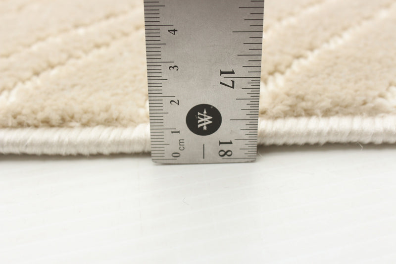 Lane Ivory 2'8\" x 4'11\" Area Rug