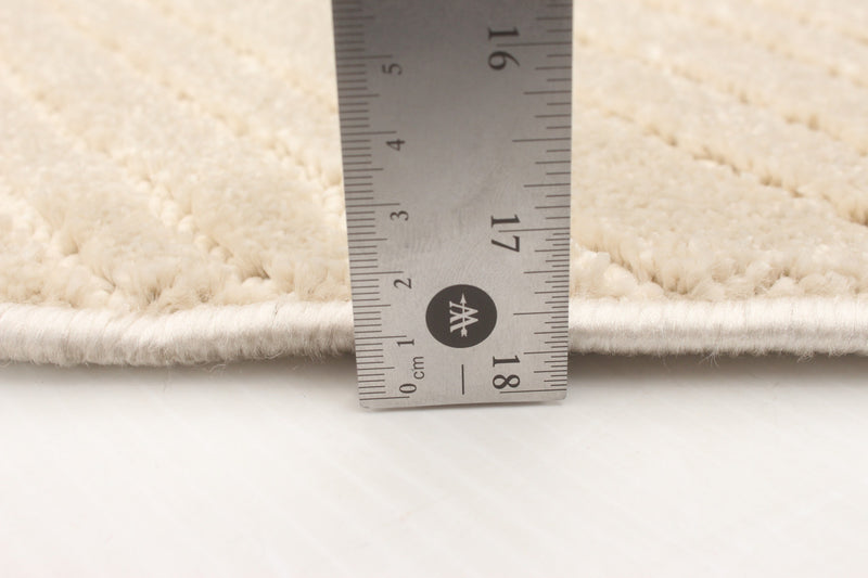 Lane Ivory 6'7\" x 9'6\" Area Rug