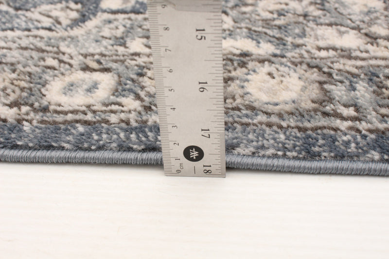 Octavian Tabriz Grey Area Rug - 2'7\" x 8'2\"