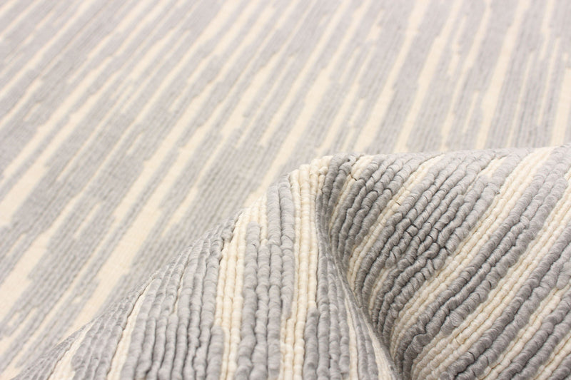 Eadda Light Grey 2'8\" x 4'11\" Area Rug