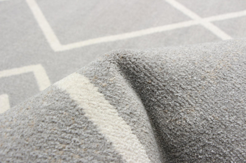Kenza Grey Machine Washable Area Rug - 5'0\" x 7'0\"