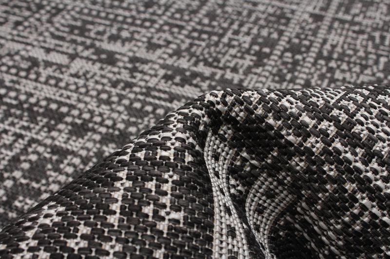 Joni Black Area Rug - 3'3\" X 4'7\" 