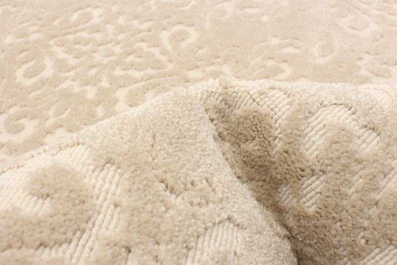 Caledonia Ivory 6'7\" x 9'6\" Area Rug