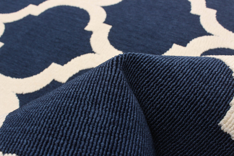 Sophie Ivory-Navy Area Rug - 5'3\" x 7'7\"