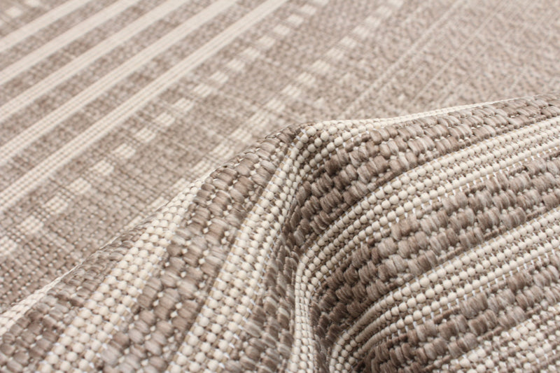 Wileen Taupe Area Rug - 2'2\" X 3'11\" 