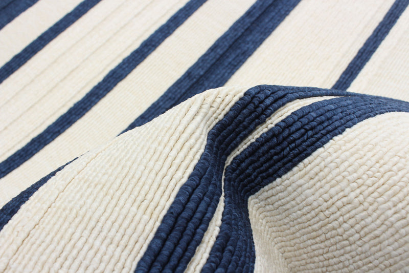 Talya Blue-Ivory 4'7\" x 6'7\" Area Rug