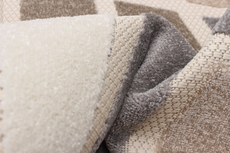 Celestina Ivory Area Rug - 6'7\" X 9'6\" 