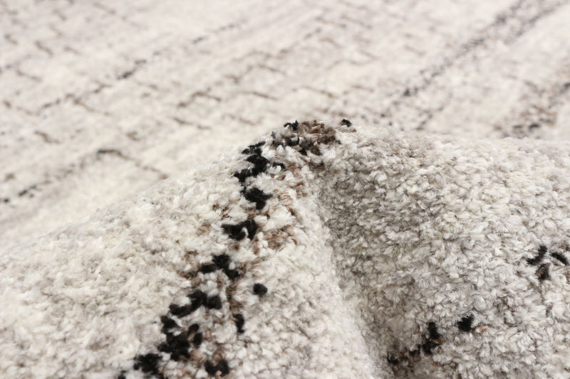 Vera Aztec Ivory/Grey Area Rug - 5'2\" x 7'5\"