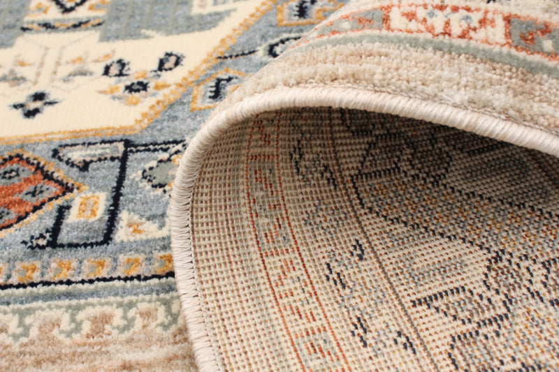 Quincy Ivory Area Rug - 5'3\" x 7'3\"