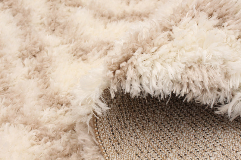 Agalia Abstract Ivory-Tan Shag - 5'3\" x 7'3\"