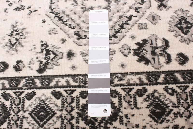 Jedda Grey 2'8\" x 4'11\" Area Rug