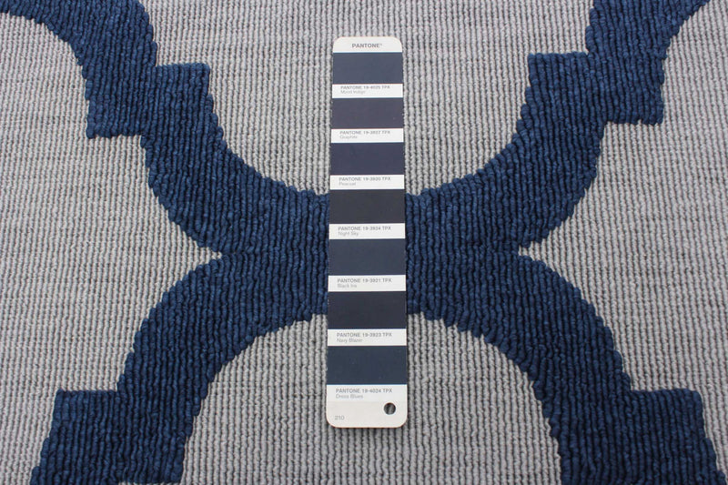 Sophie Grey-Navy Area Rug - 6'7\" x 9'6\"