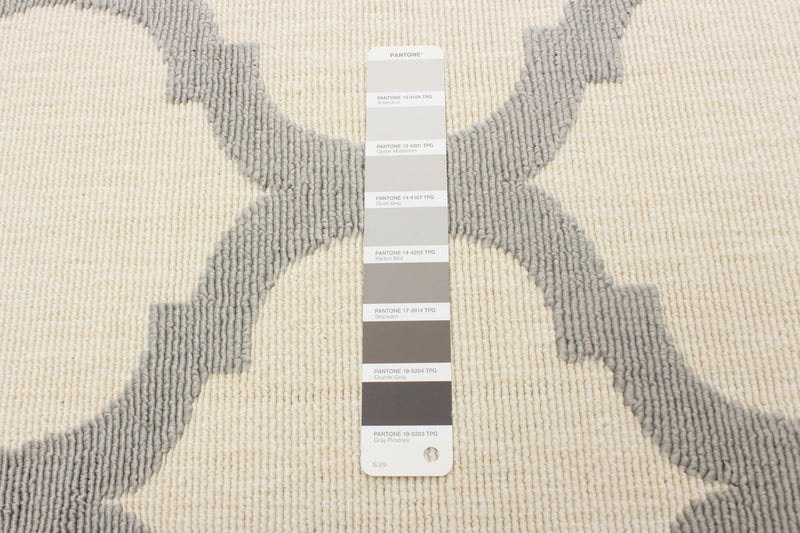 Sophie Light Grey Area Rug - 2'8\" x 4'11\"