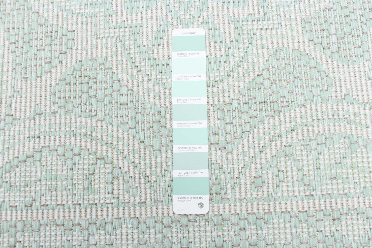 Neisha Traditional Mint Rug 6'7