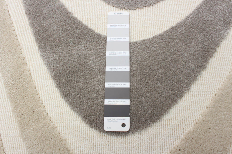 Nikkos Ivory 6'7\" x 9'6\" Area Rug