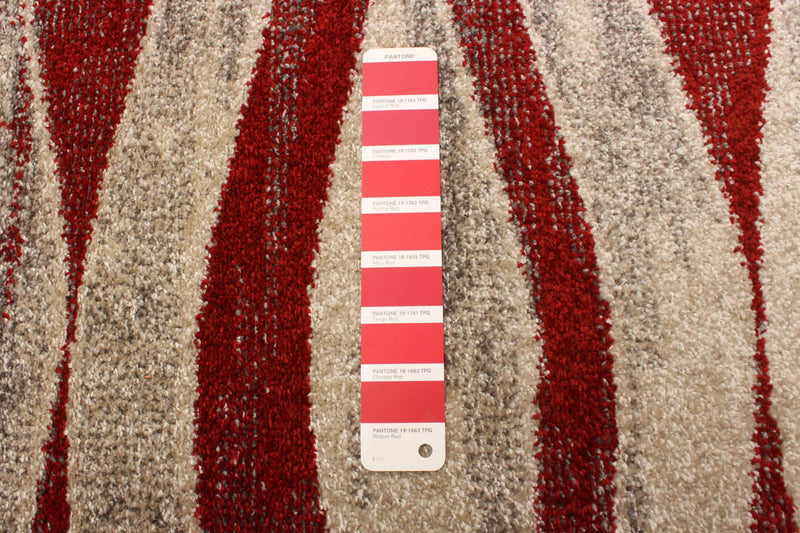 Arusha Ivory / Red 7'10\" x 10'2\" Area Rug