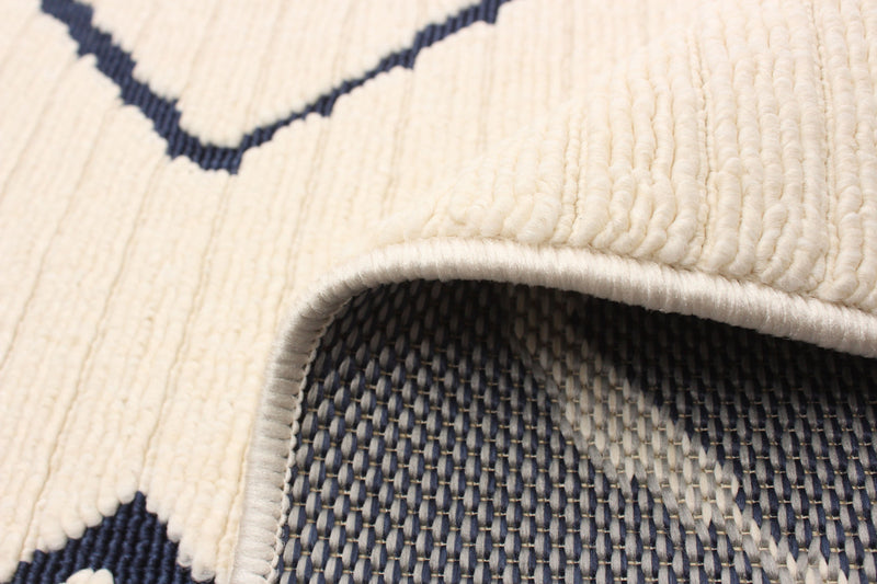 Kimi Blue-Ivory 3'11\" x 5'7\" Area Rug