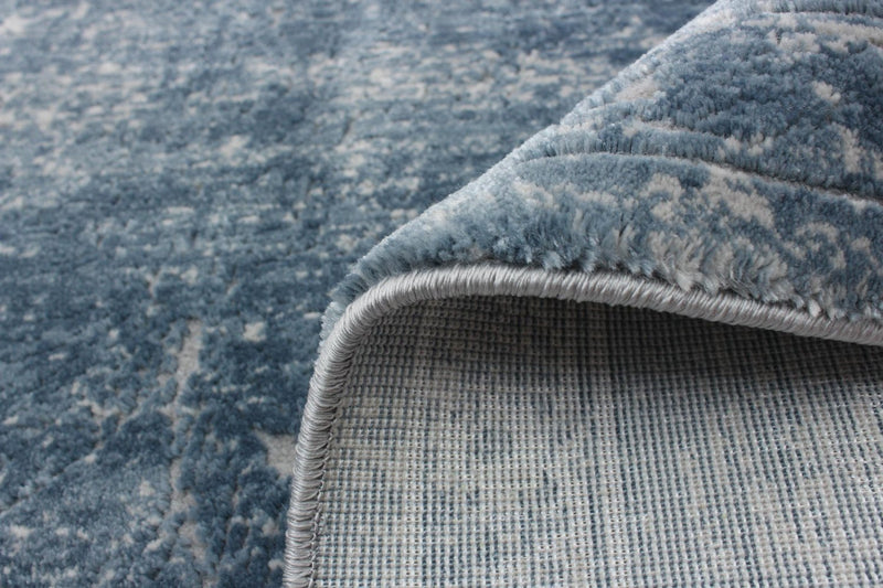 Dayna Blue Area Rug - 3'11\" X 5'11\" 