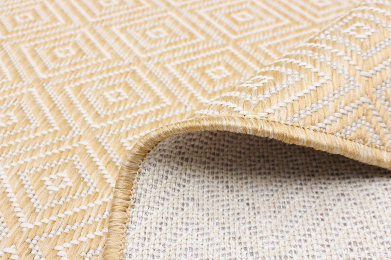 Neisha Diamond Gold Rug 6'7\" X 9'6\" Area Rug