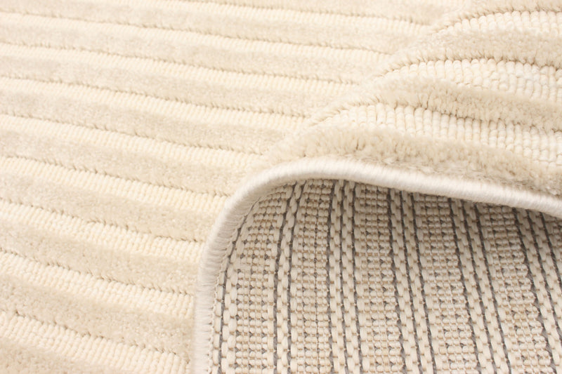 Kiah Ivory 4'7\" x 6'7\" Area Rug
