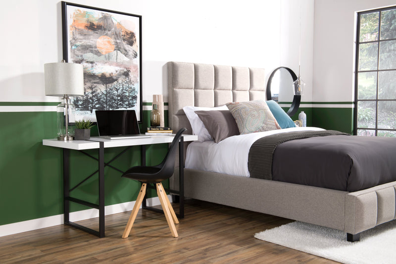 25.25\" Clear Base with Brushed Nickel Table Lamp