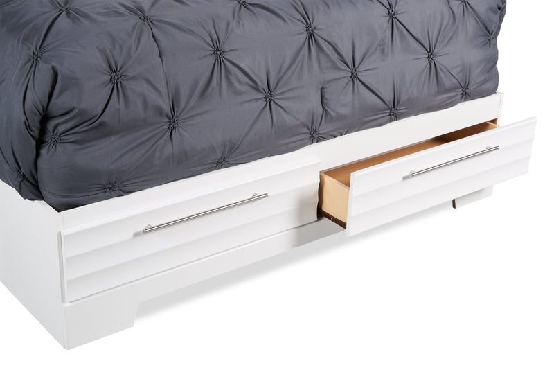 Olivia 6pc Bedroom Set with Storage Bed, Dresser, Mirror & Nightstand, Made in Canada, White - Full Size