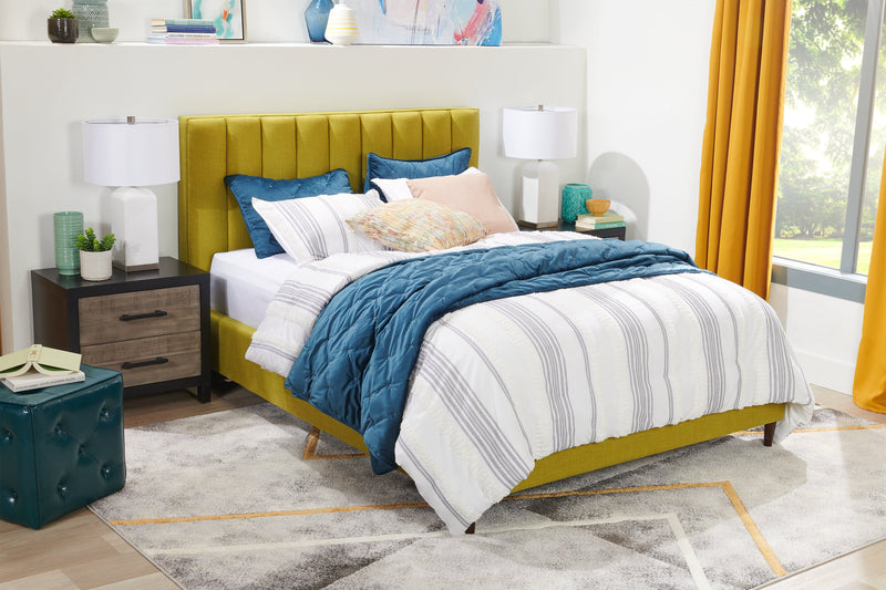 Kort & Co. Rain Upholstered Platform Bed in Green Fabric, Tufted - Queen Size