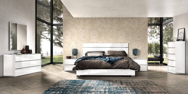 Gino 6pc Bedroom Set with Panel Bed, Dresser, Mirror & Nightstand - Made in Italy, Modern, White - Queen Size