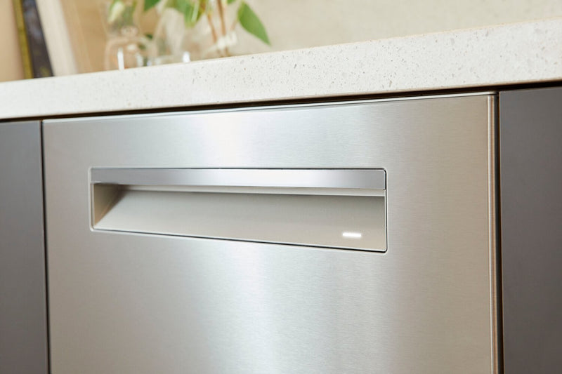 Bosch 800 Series Smart Dishwasher with CrystalDry™ and Third Rack - SHP78CM5N 