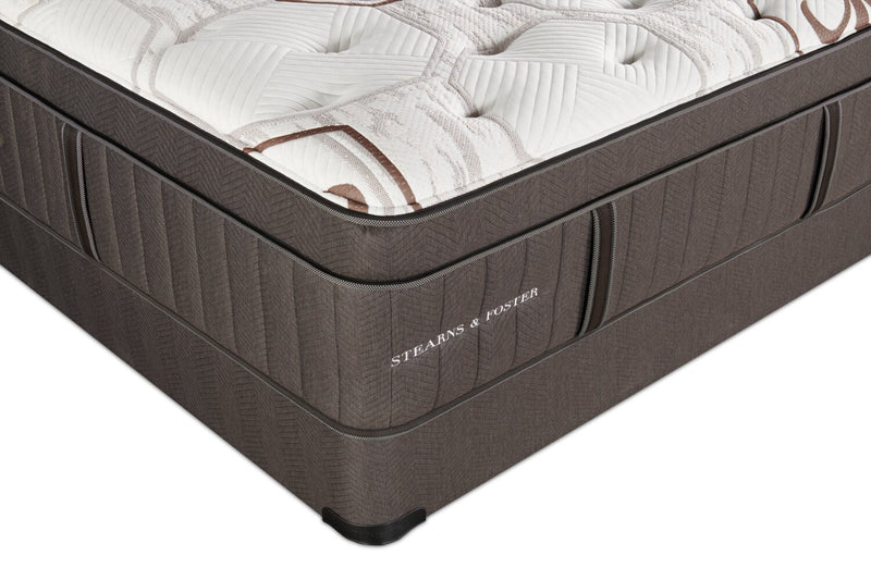 Stearns & Foster Founders Collection Cardiff City Eurotop Low-Profile Queen Mattress Set
