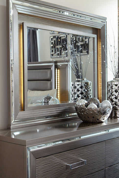 Max Bedroom Dresser Mirror with LED Light, Glam - Silver