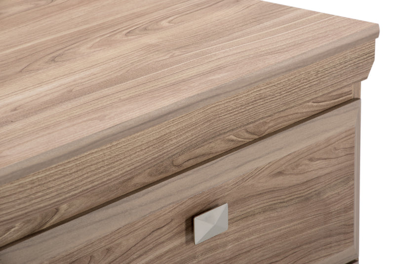 Yorkdale Light 5-Piece Full Storage Bedroom Package with Chest and Nightstand