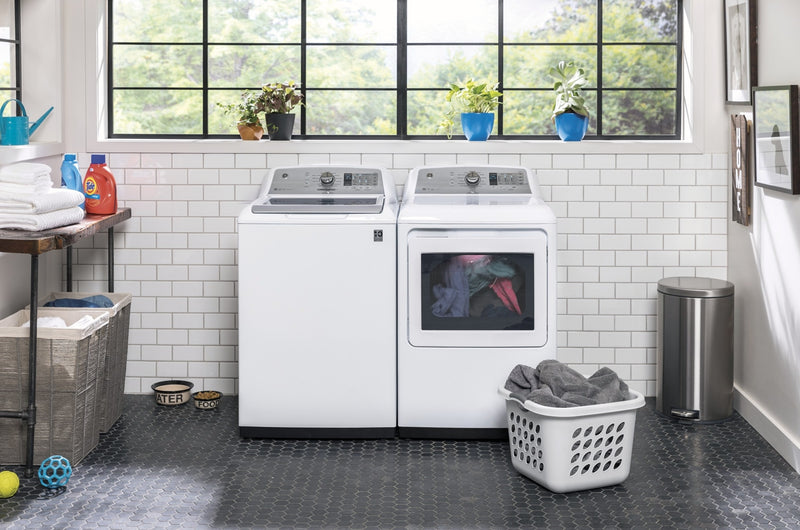GE 7.4 Cu. Ft. Aluminized Alloy Drum Electric Dryer with HE Sensor Dry – GTD75ECMLWS